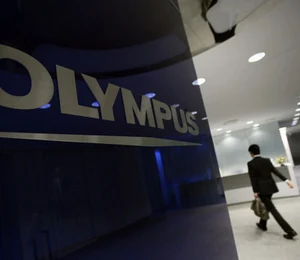Olympus de nouveau poursuivi pour fraude, au Royaume-uni